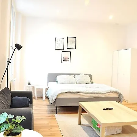 Votre Pied-a-terre Ideal A Montmartre ! * 巴黎