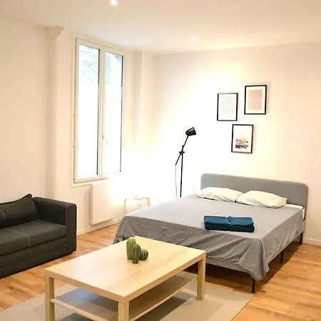 Votre Pied-a-terre Ideal A Montmartre ! Apartamento *